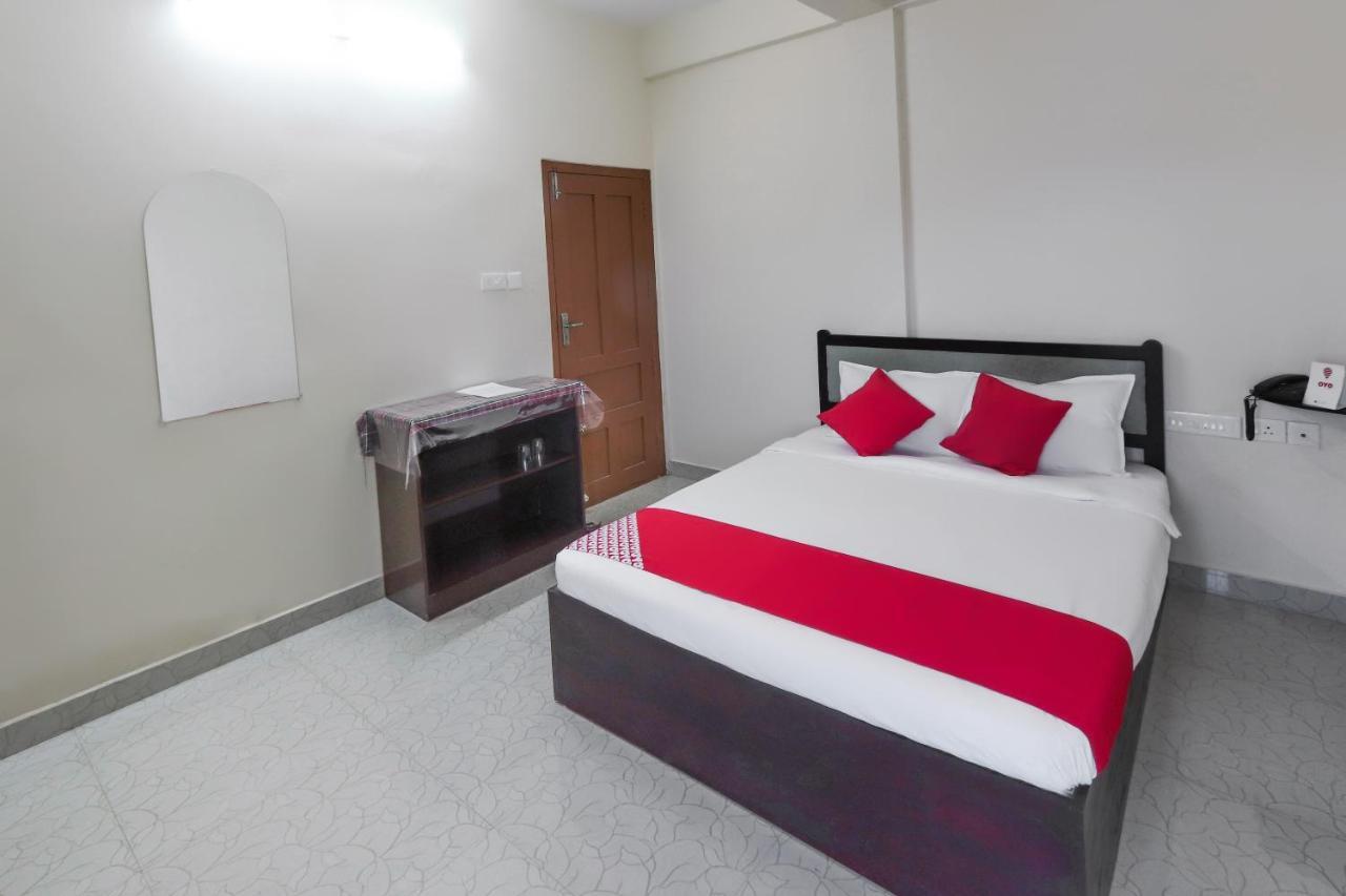 Oyo 49244 Green Castle Residency Hotell Nedumkandam Eksteriør bilde