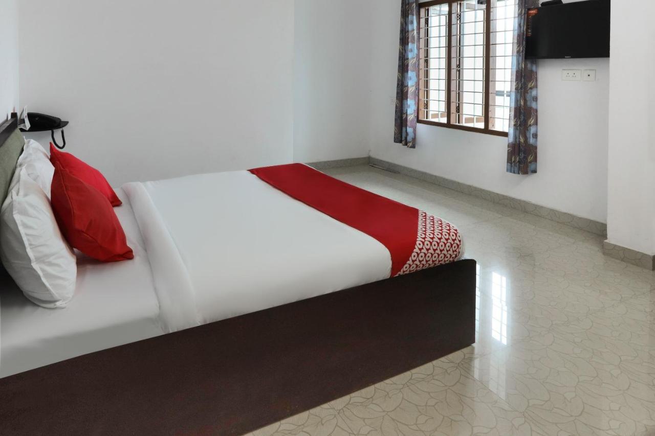 Oyo 49244 Green Castle Residency Hotell Nedumkandam Eksteriør bilde